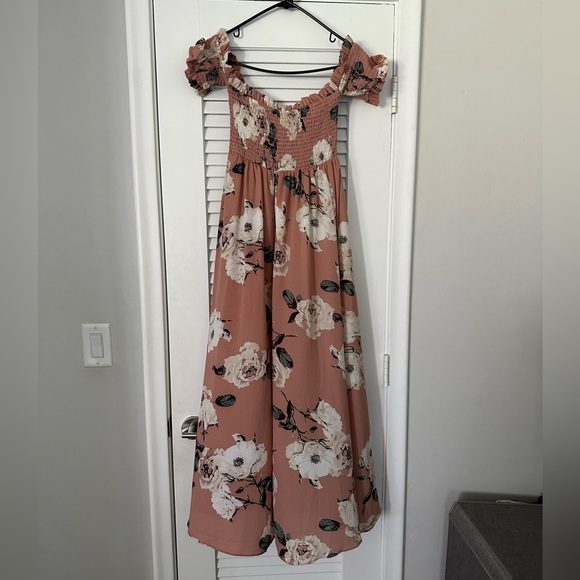 Off the Shoulder Floral Maxi Dress Size Medium - Picture 3 of 4